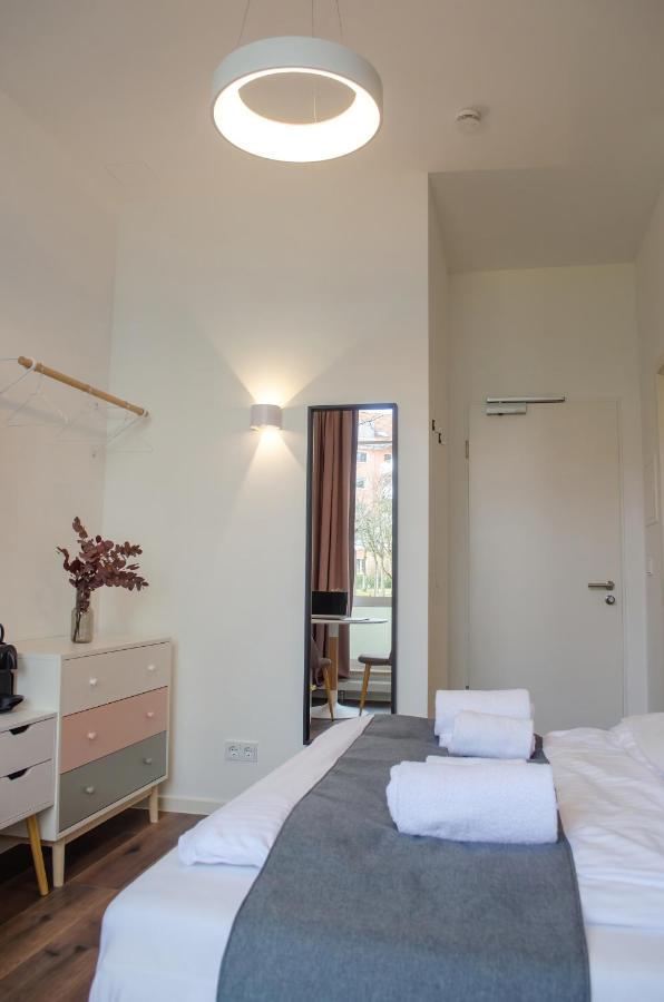 HOMELY STAY Studio 8 Múnich Exterior foto